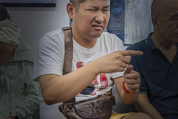 地铁上的无声语言交流4
