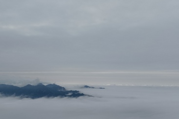 山中云海天