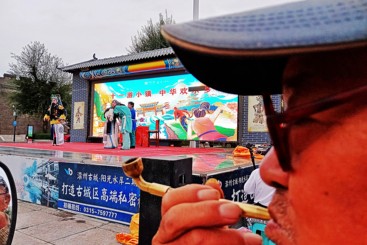 滦州古城看大戏