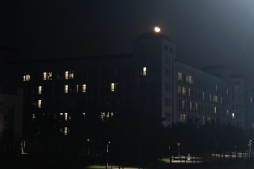 《夜泊学舍》