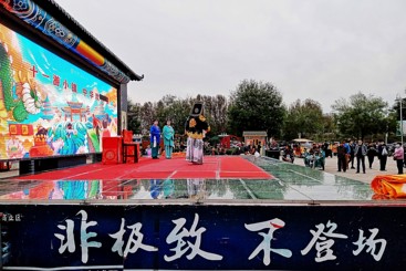 滦州古城看大戏