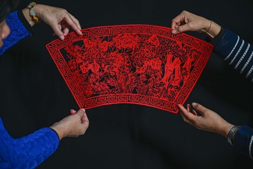展示剪纸作品