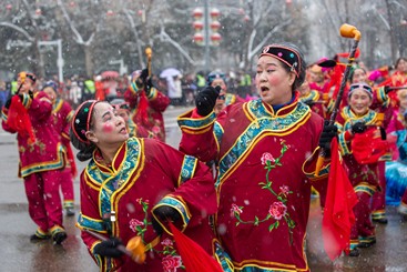 Z374《欢乐闹元宵》摄影：马会平，电话：138****8660.jpg