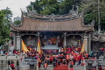 《谢恩敬神》