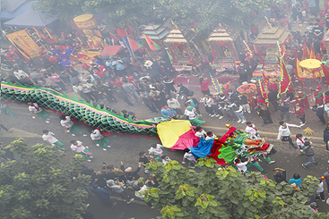 3、组照《神龙游街大拜年》之三：神龙游街.