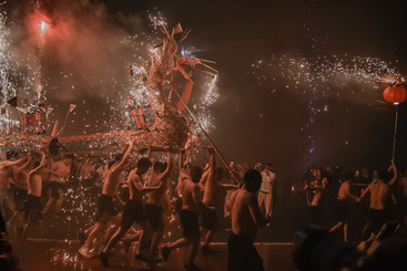 龙腾盛世迎蛇年组一g