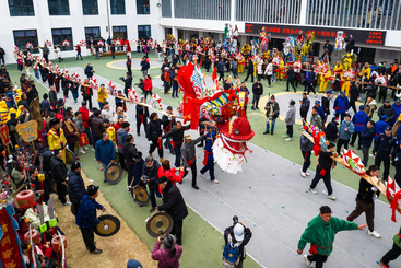 春节迎太公祈福_1板凳龙引路