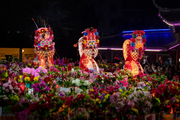 浦江龙灯庆新春_板凳龙花灯.jpg