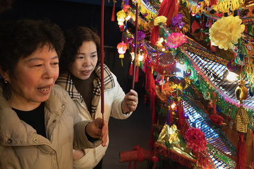 组照：作品名称：《非遗中国年—05》 拍摄时间：2025年2月12日。拍摄地点：浙江省温州市乐清市乐成镇。.jpg