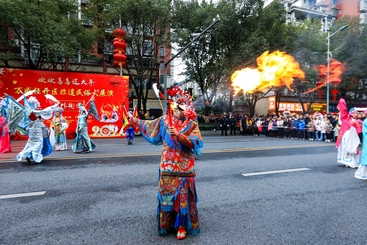 Z14623-1-277263-139****5860-《热热闹闹过大年》（组照7）-刘琳摄-139****5860.jpg