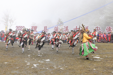 祈祷神灵降世