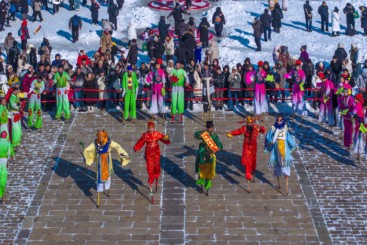 Z31016-1-277263-134****8989-《五神踩高跷送祝福》.jpg