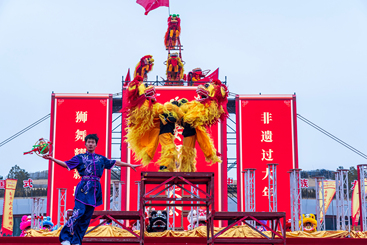 非遗狮舞迎新年