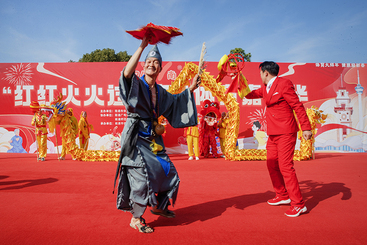 Z37966-5-277263-137****7903-过年大家乐组照--7--2.jpg