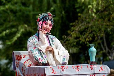 Z25839-6-277263-136****1959-组照3《昆曲人物-妩媚杜丽娘》-DSC_0112_副本.jpg