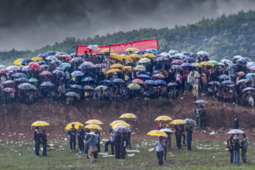 雨中火把节