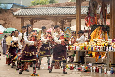 Z29178-6-277263-137****3251-《热贡六月会》2.jpg