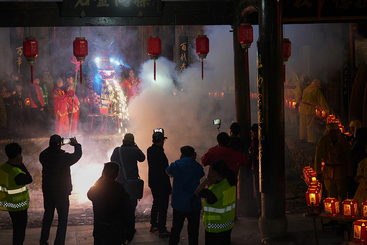 龙头喷火.jpg