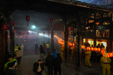 起龙.jpg