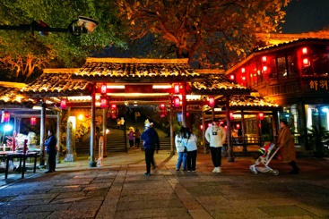  《拱宸桥前》
