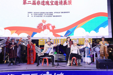 玛纳斯