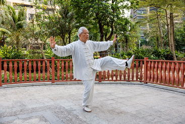 Z35175-7-277263-139****1829-《杨氏太极拳》组照8-4.jpg