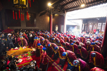 《传承人祭祀》