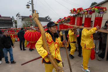 准备接龙尾 .jpg