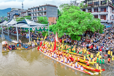 舟破千重浪·龙跃山水间（组图三）