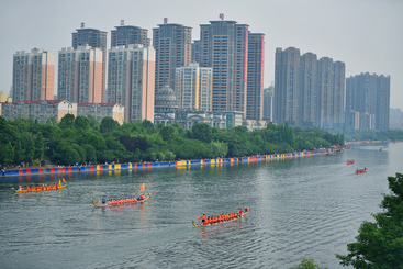 Z38342-18-277263-137****6622-《闹端阳》组照6张+江西省宜春市中心城区秀江河畔龙舟健身赛欢度端午佳节。 (1).jpg