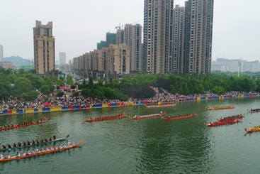 Z38342-18-277263-137****6622-《闹端阳》组照6张+江西省宜春市中心城区秀江河畔龙舟健身赛欢度端午佳节。 （6）.jpg