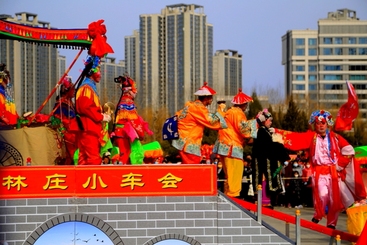 Z38386-4-277263-135****2662-《运河龙春过新年-组3》春节民俗-枣林庄小车会欢喜演绎过桥。.JPG