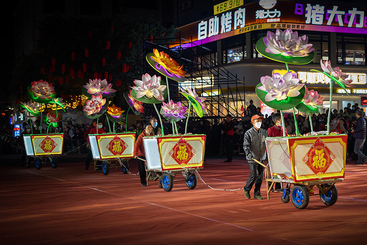 《枫亭元宵游灯习俗》