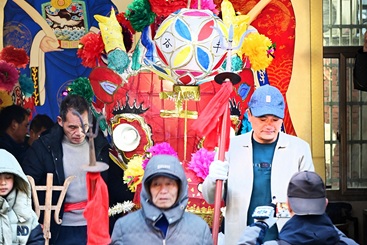 组照--《古村长龙闹吉祥》---2025、2、8摄于浙江浦江新宅村