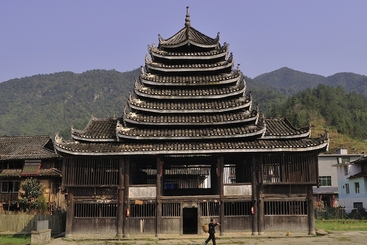 7，湖南通道马田鼓楼，始建于顺治年间1644年。国家重点文物保护单位