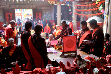 《春节闽南祭祖仪式》组照4.jpg