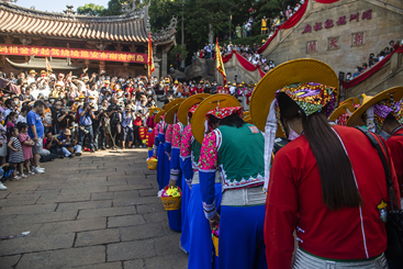 《同谒妈祖》组照3.jpg