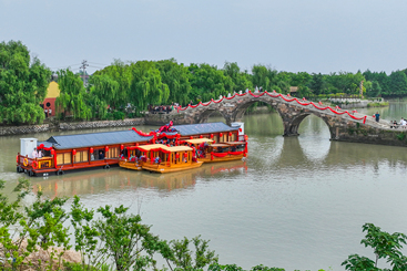 Z38729-6-277263-138****5815-组照《水上婚礼》01.jpg