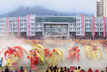 Z38756-3-277263-186****1513-毛龙闹春 (1).jpg