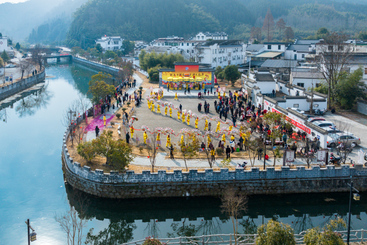 Z38782-3-277263-153****4000-三、组图8DJI_0813-1标题：非遗庆永丰，姓名：施鑫，手机：153****4000..jpg