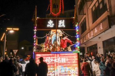 《亭旁抬阁》组-04.jpg