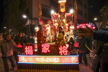 《亭旁抬阁》组-02.jpg