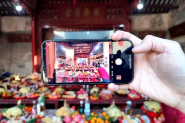 深圳坪山大万世居春节祭祖