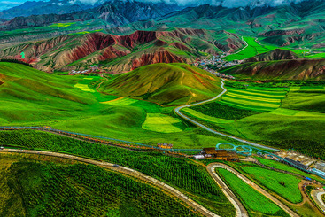 Z32486-1-277404-6俯瞰美丽卓尔山.JPG