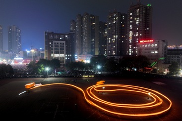 Z40918-2-277404-板板龙灯闹元宵组图01-李景林_2.JPG