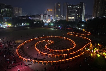 Z40918-2-277404-板板龙灯闹元宵组图05-李景林_2.JPG