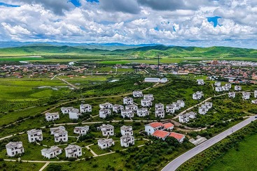 Z5239-3-277404-1美丽草原新家园.JPG