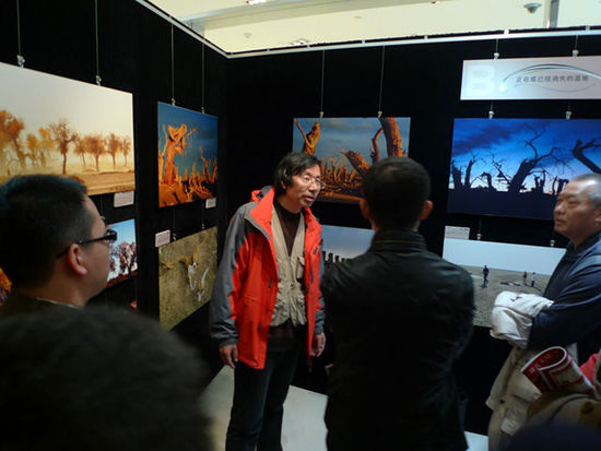 周海翔湿地生态摄影展在松下北京展厅开展