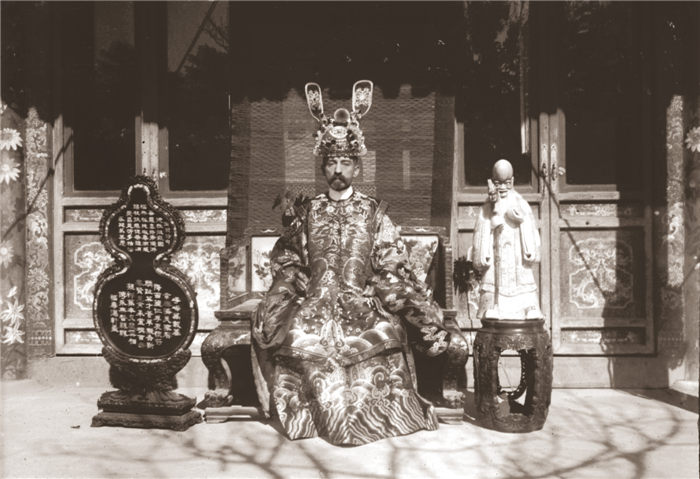 巴黎-北京，1844-2014：法国人镜头下的中国