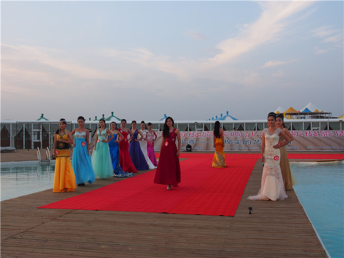 第五届中国摄影家响沙湾国际摄影周圆满落幕